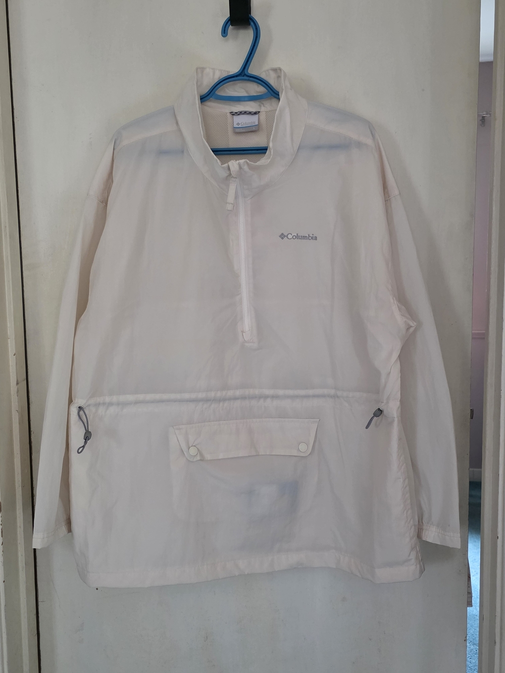 Columbia Light Cream Pullover Windbreaker